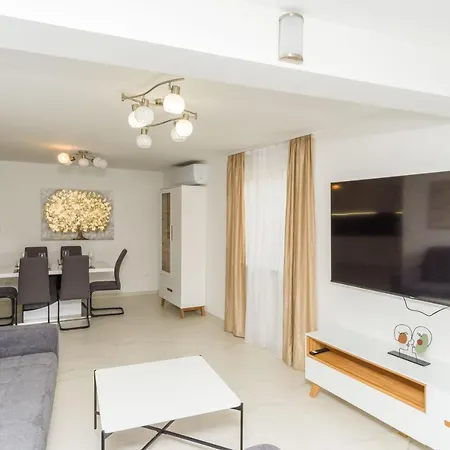 Apartmani Simi - The Sun Crikvenica Exterior photo
